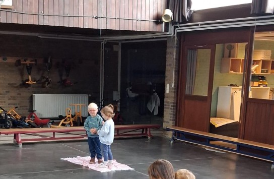  (vergroot foto)