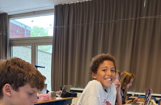  (vergroot foto)